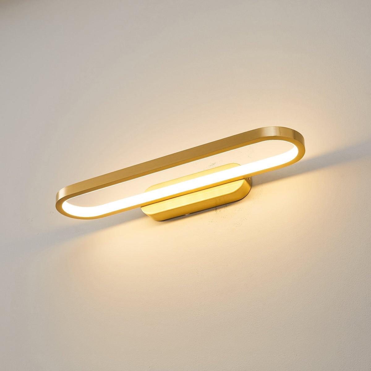Auryn Wandleuchte