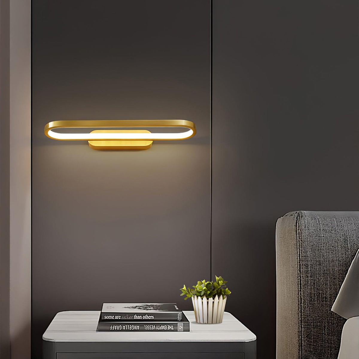 Casaraya zeitgenössische minimalistische LED-Wandleuchte aus Messing