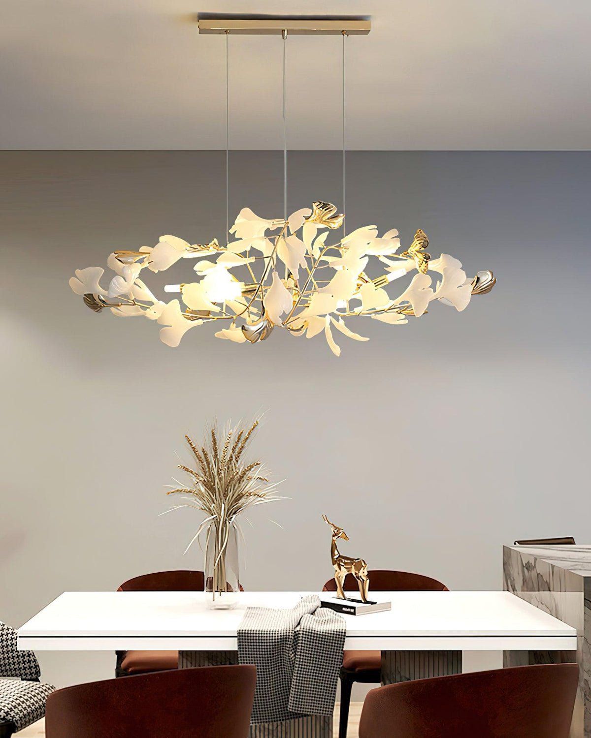 Quiven Kronleuchter Gingko-Blatt Keramik Gold Elegant