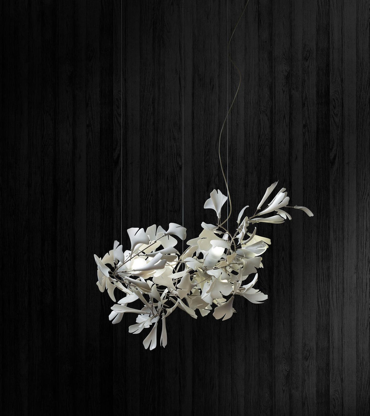 Ceroraine Kronleuchter Gingko aus Porzellan mit LED im zeitgenössischen Stil