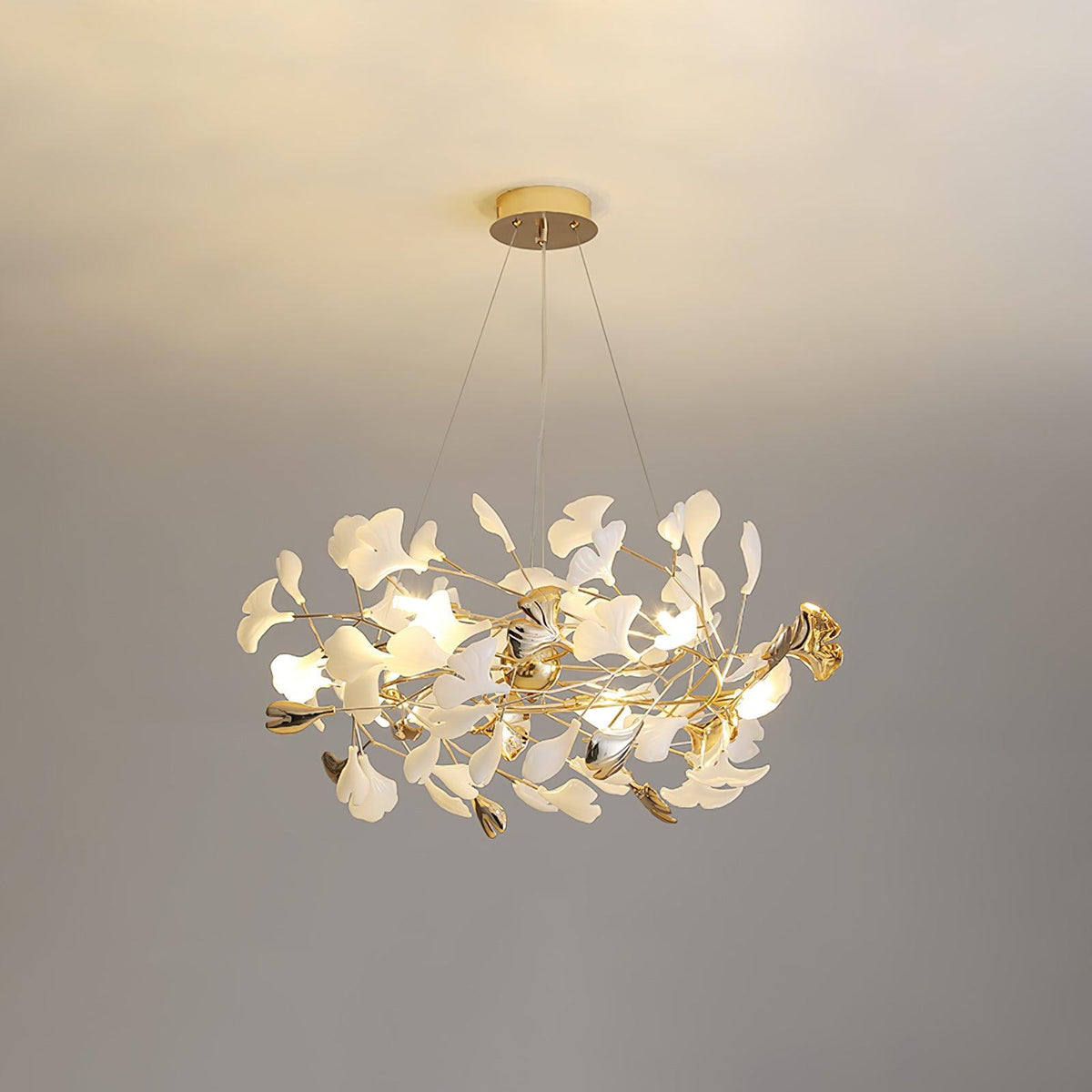 Quiven Kronleuchter Gingko-Blatt Keramik Gold Elegant