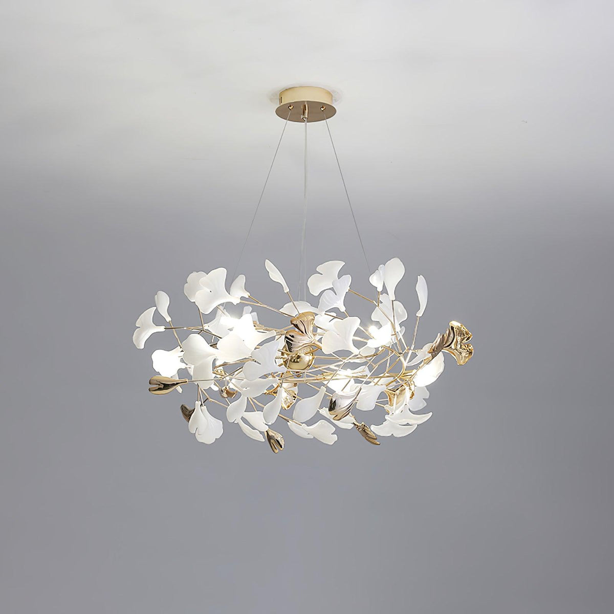 Quiven Kronleuchter Gingko-Blatt Keramik Gold Elegant