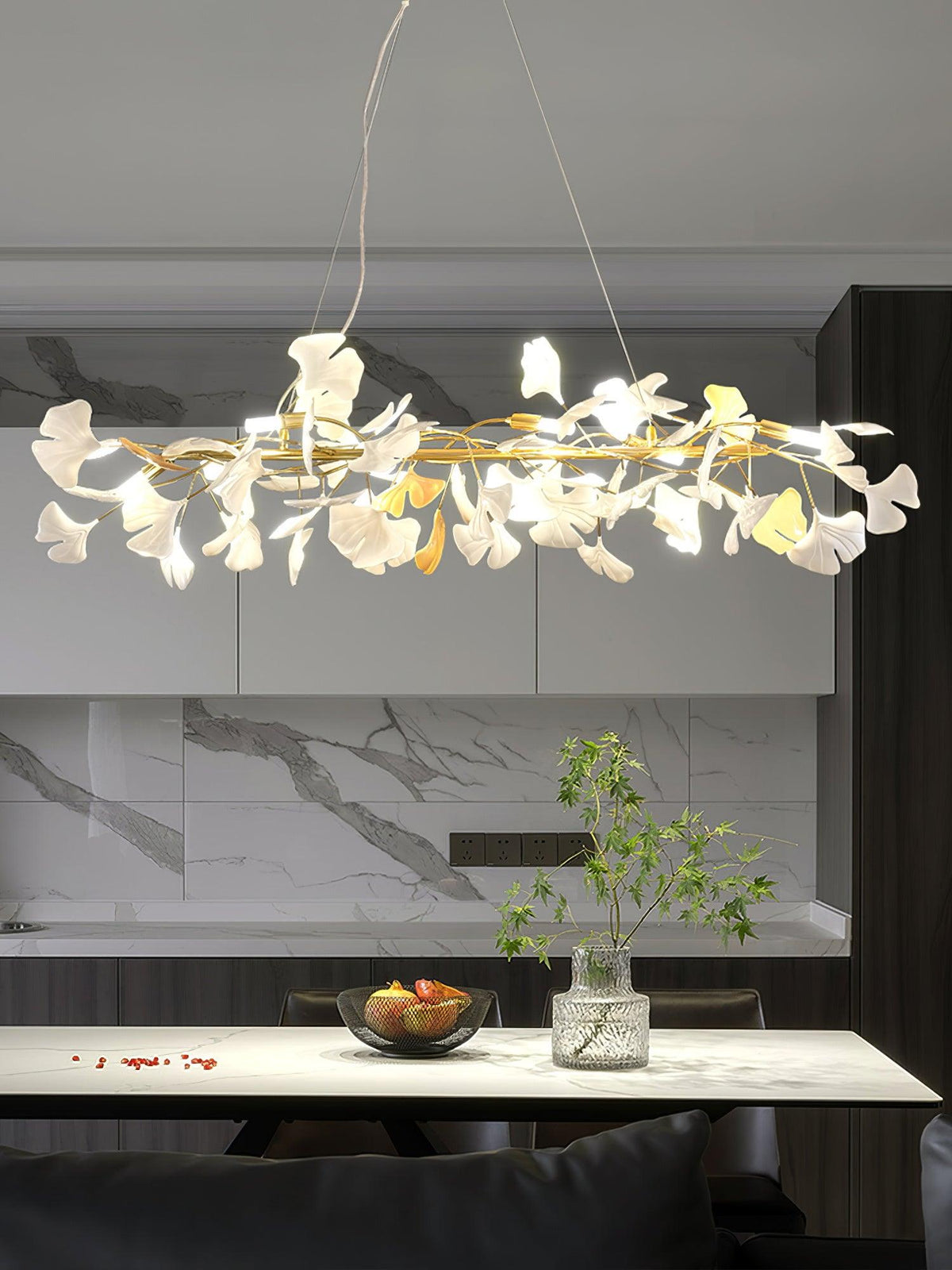 Rirove Pendelleuchte Gingko Keramik Blütenblätter Gold