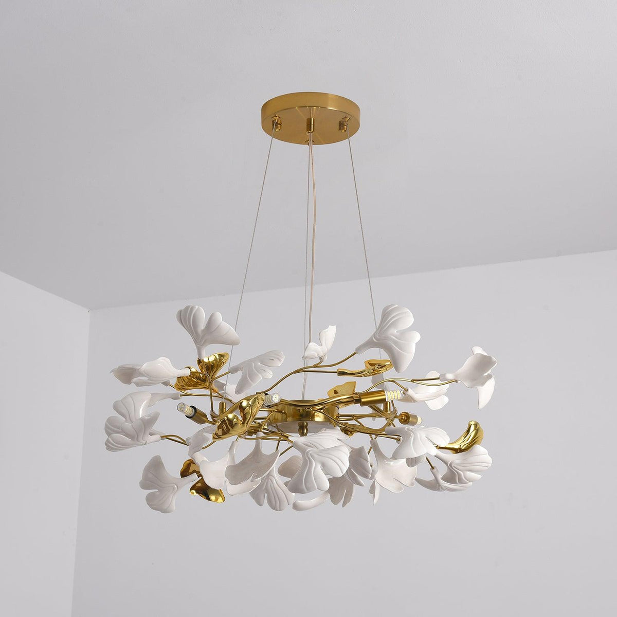 Oden Kronleuchter Ginkgo-Blatt-Keramik-Skulptur