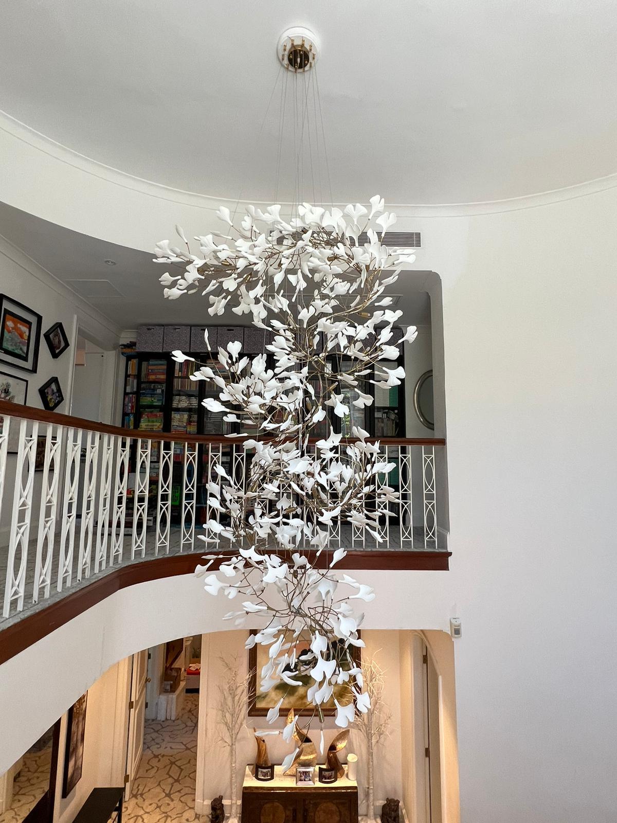 Bough Zephyr Kronleuchter aus Keramik