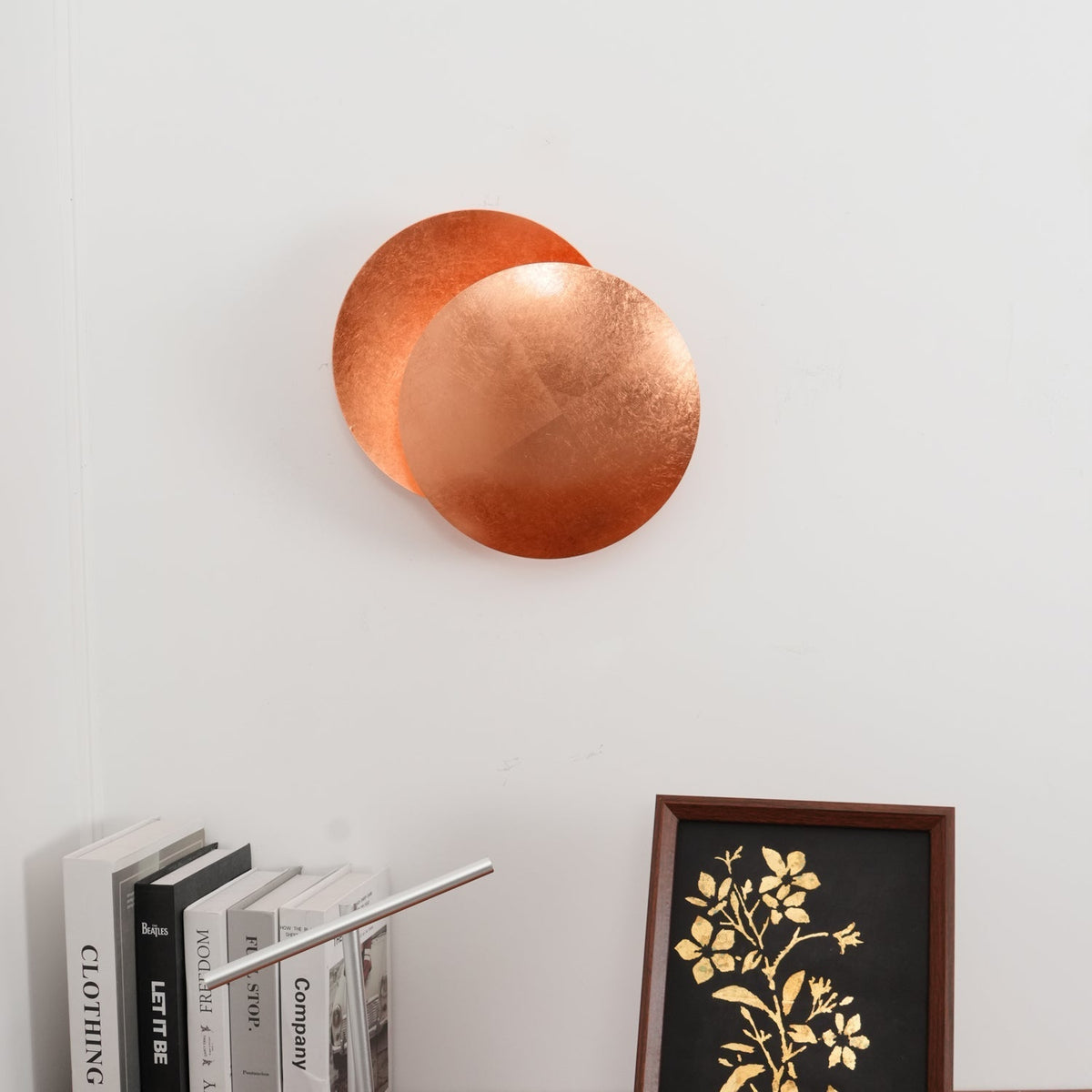 Fioris zeitgenössische minimalistische Kunst-Wandleuchte