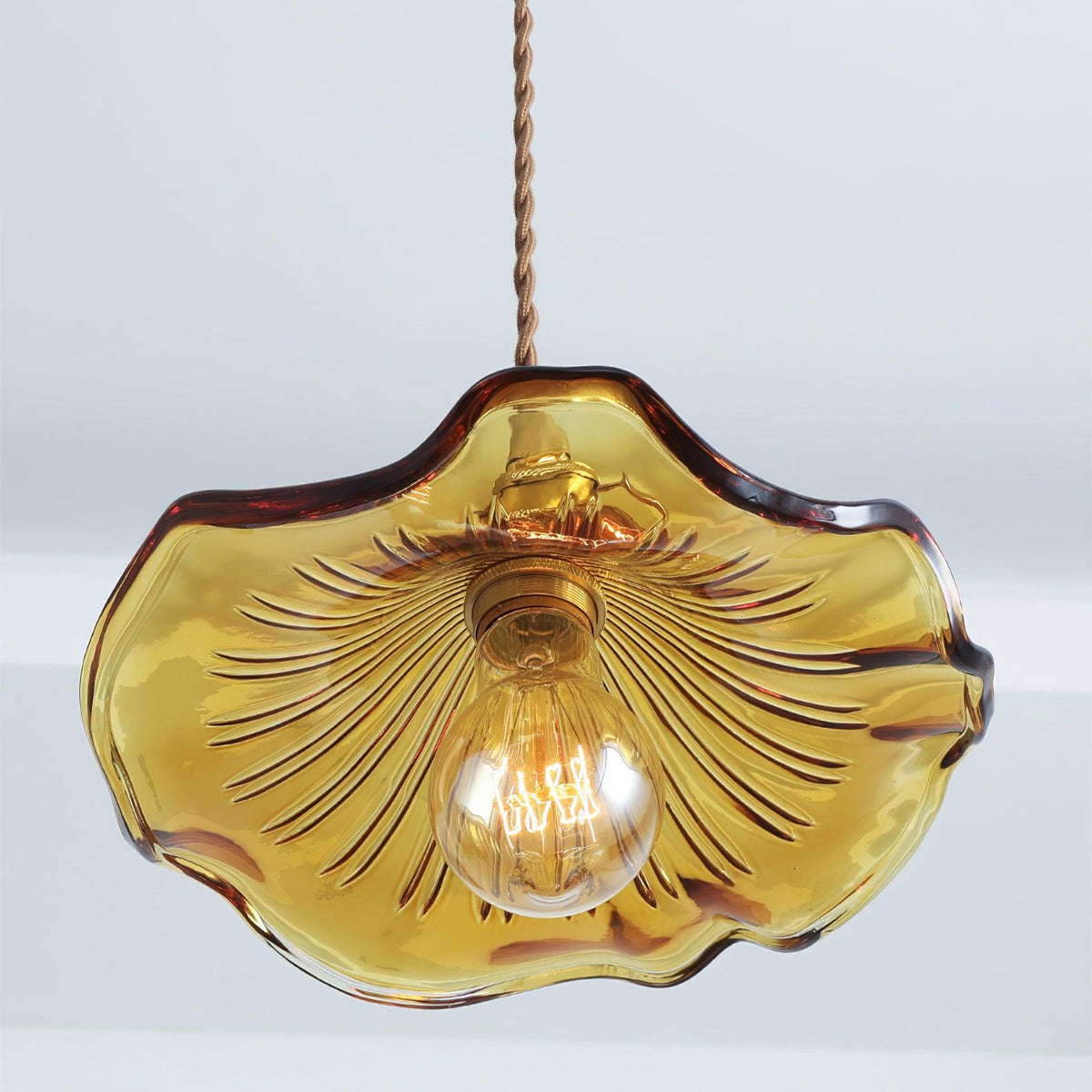 Daphne moderne Pendelleuchte aus Glas in Blumenform
