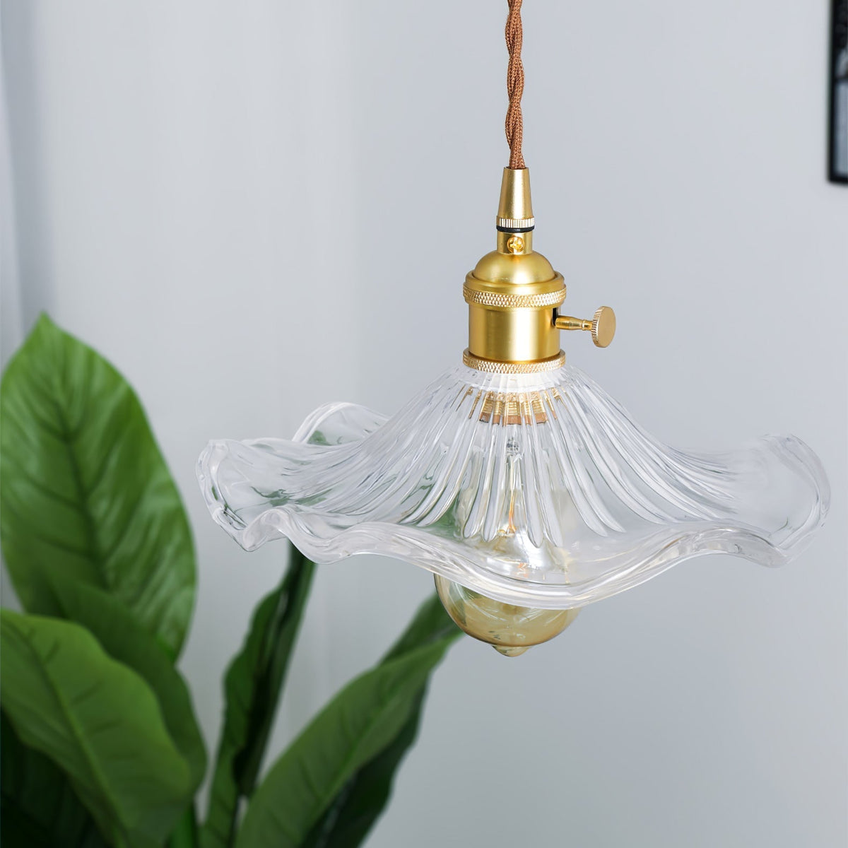 Daphne moderne Pendelleuchte aus Glas in Blumenform