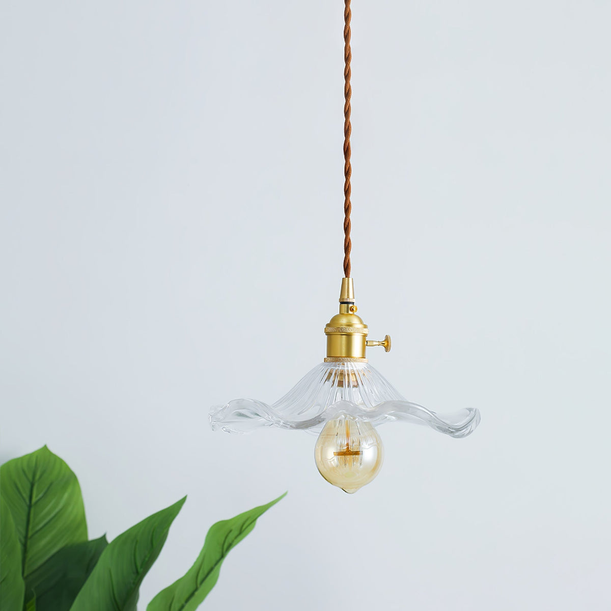 Daphne moderne Pendelleuchte aus Glas in Blumenform