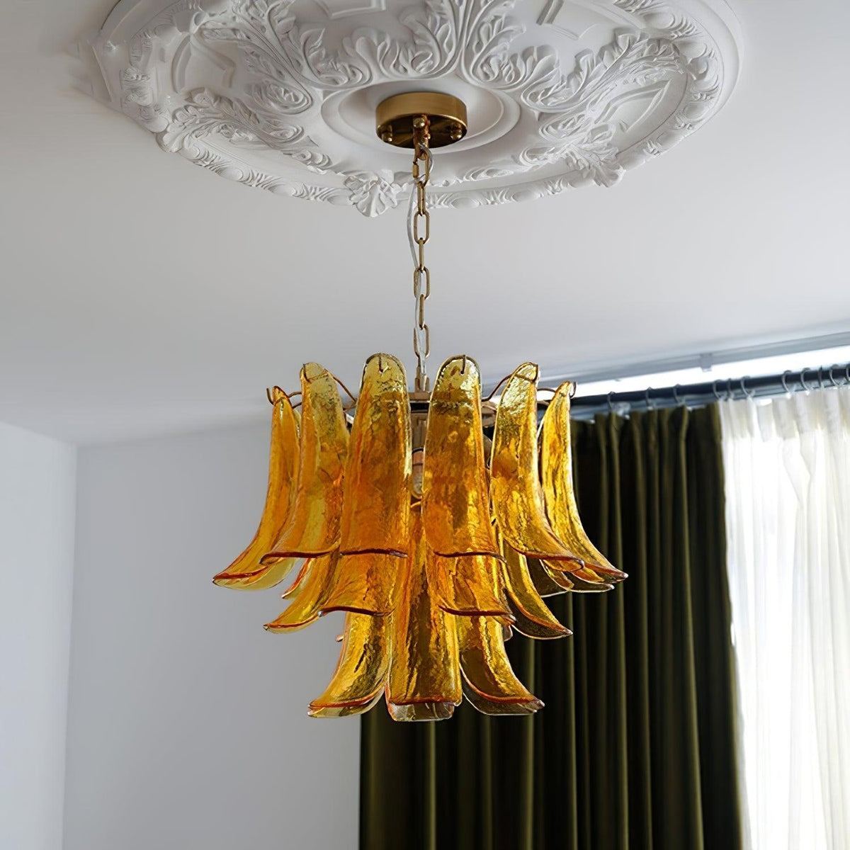 Elvess Kronleuchter Murano-Glas-Blätter Gold