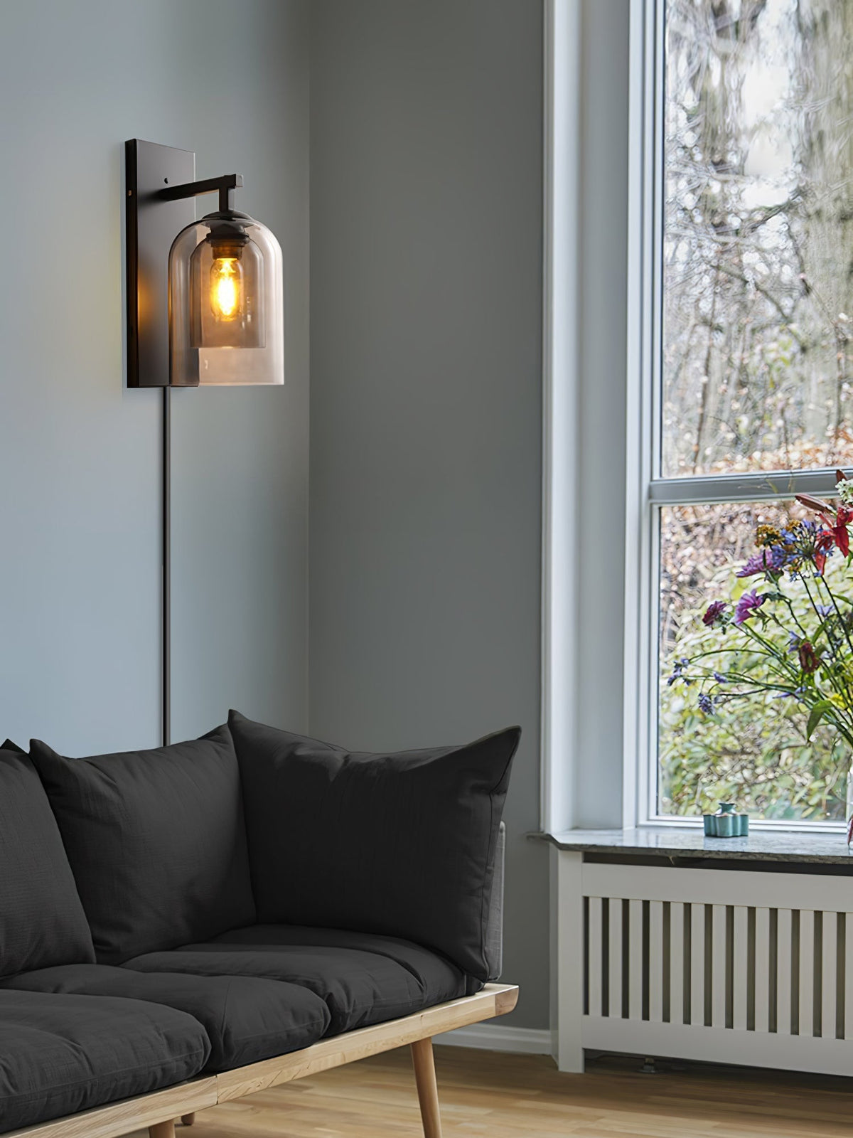 Celerira zeitgenössische Kunst-Glas-Wandleuchte in Tubular-Form mit Stecker | Cielum
