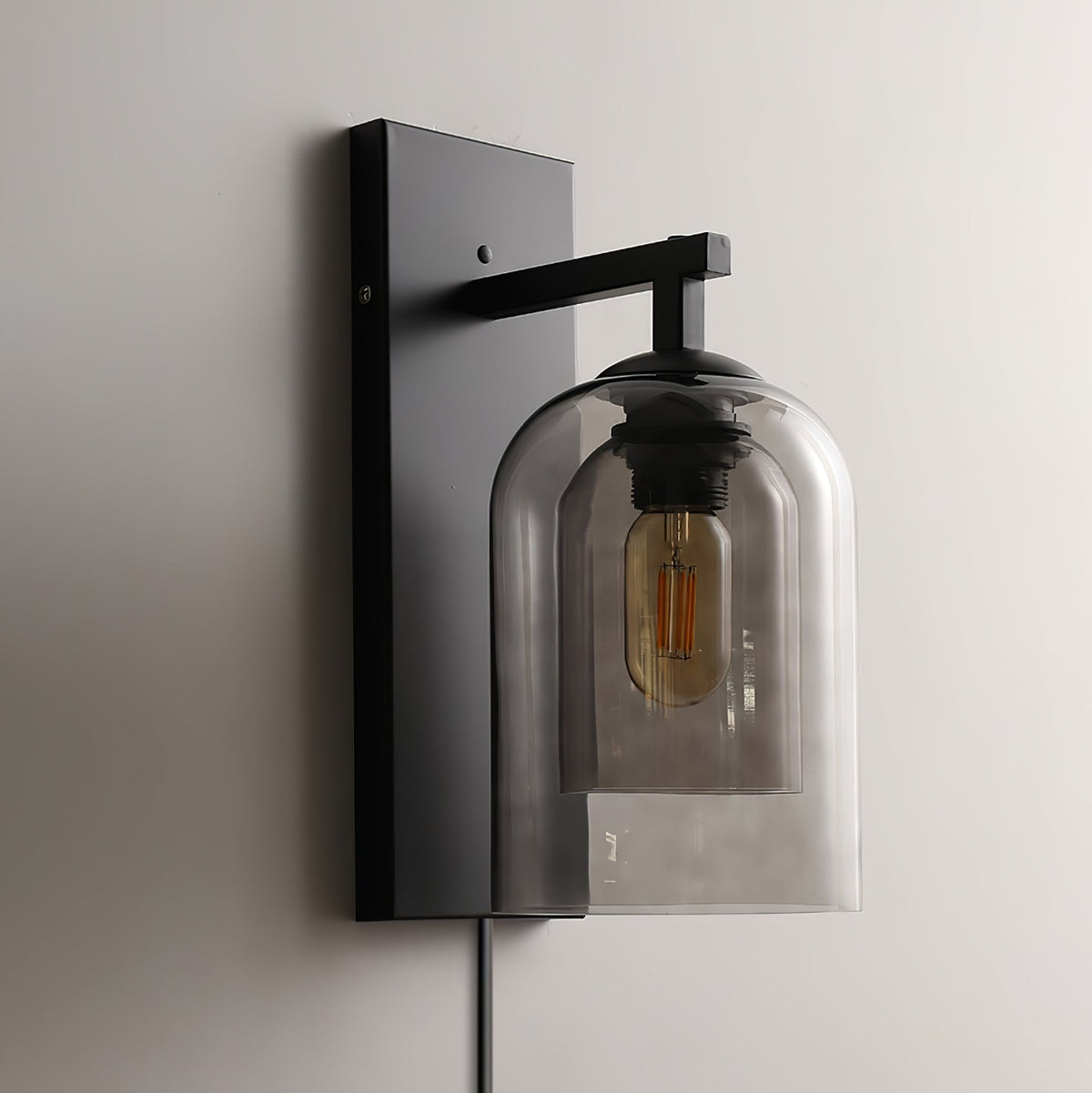 Celerira zeitgenössische Kunst-Glas-Wandleuchte in Tubular-Form mit Stecker | Cielum