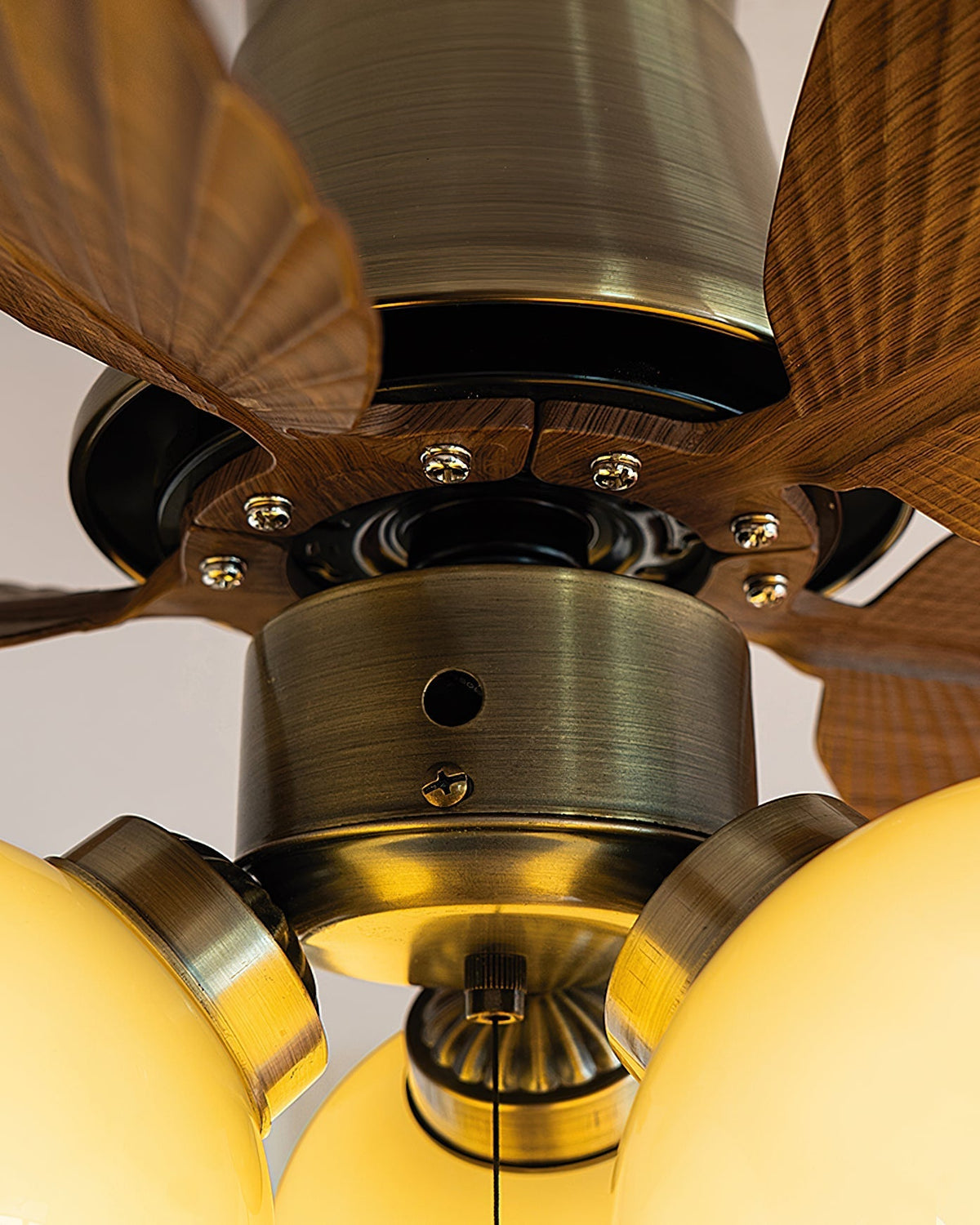 Miraneon Deckenventilator mit Beleuchtung