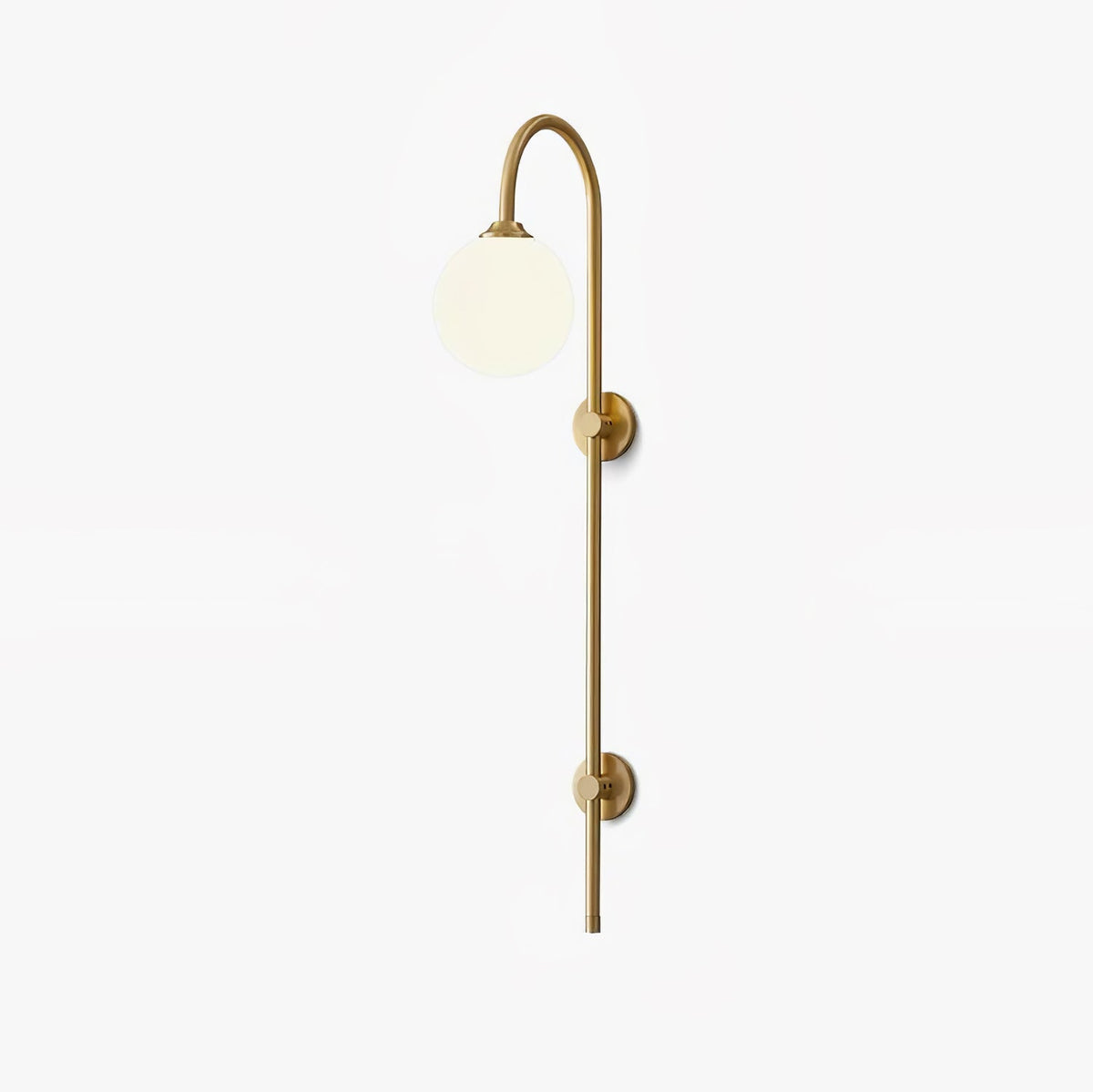 Nyvaris zeitgenössische minimalistische Wandleuchte aus Messing mit Kugel in Glas | Cielum