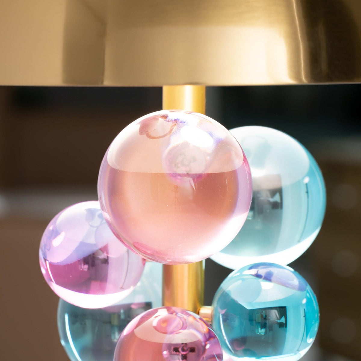 Petoeria moderne Marmor-Tischlampe