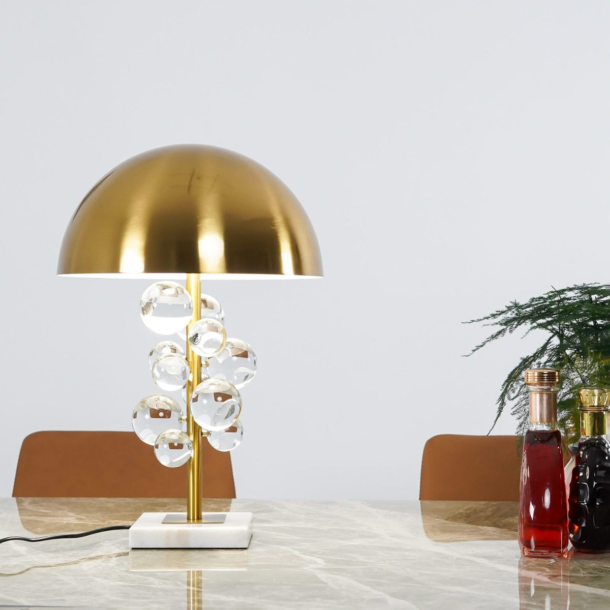 Petoeria moderne Marmor-Tischlampe
