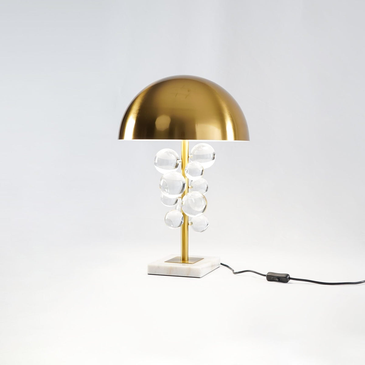 Petoeria moderne Marmor-Tischlampe