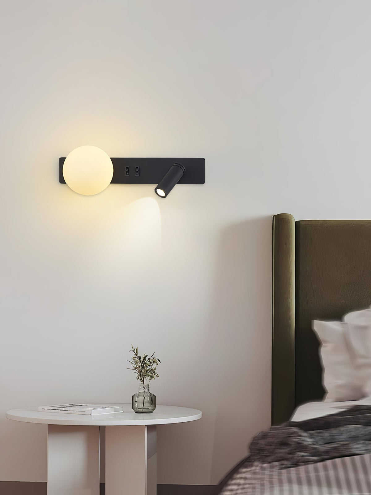 Thalior zeitgenössische minimalistische schlanke Glas-Wandleuchte
