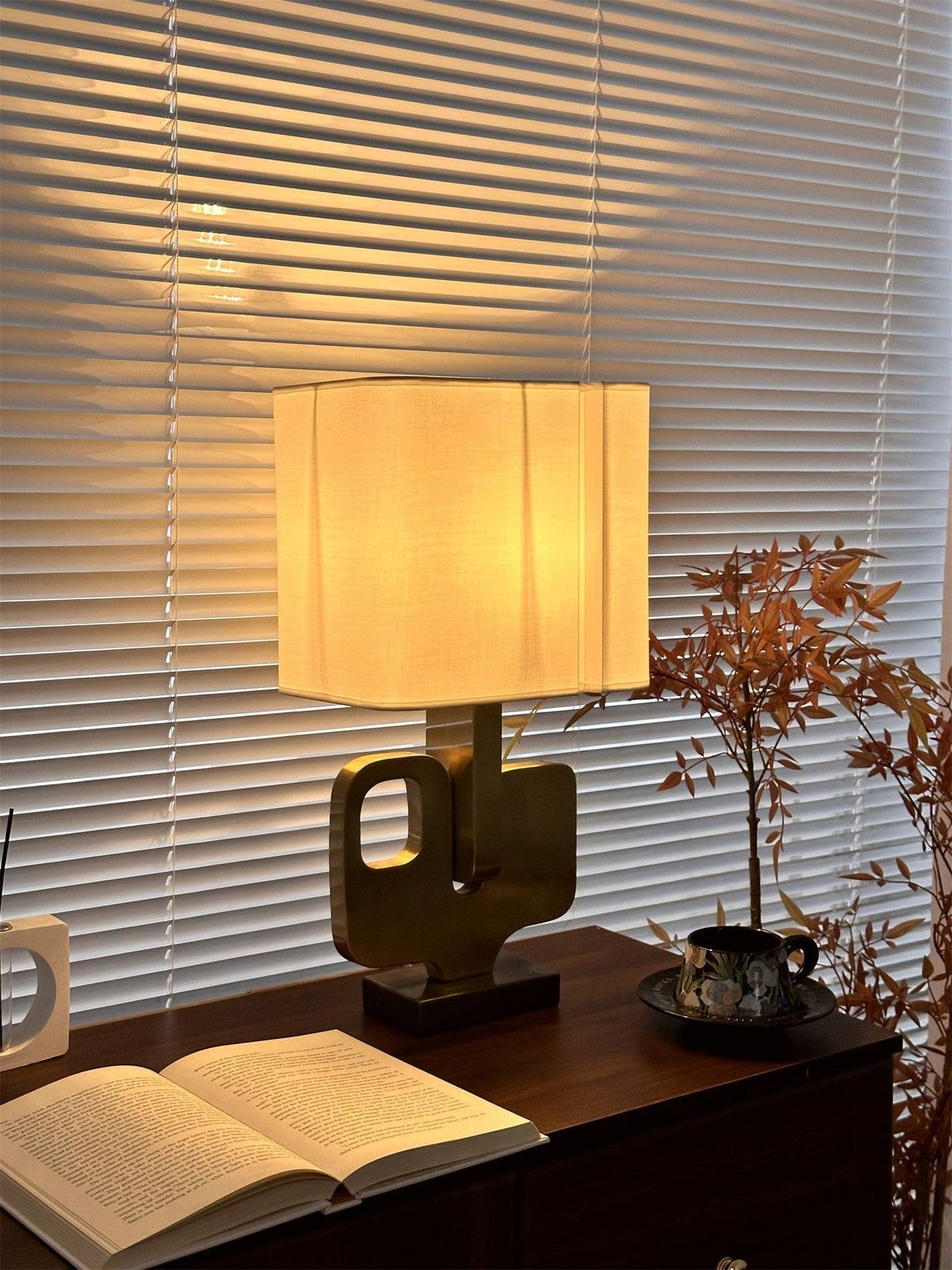 Glyph Tischlampe