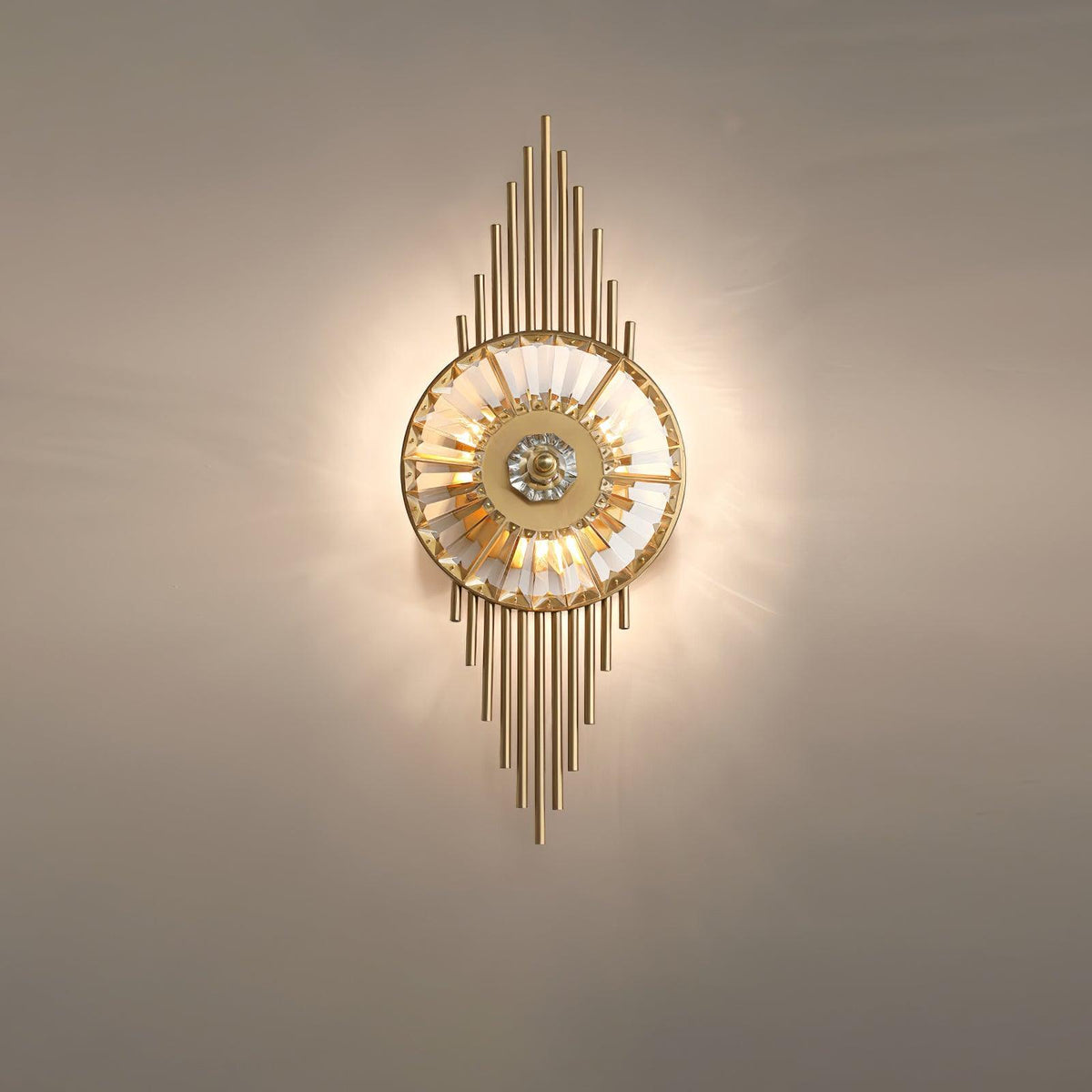 Cilirel Postmodern Luxus-Wandleuchte aus Gold mit Kristall