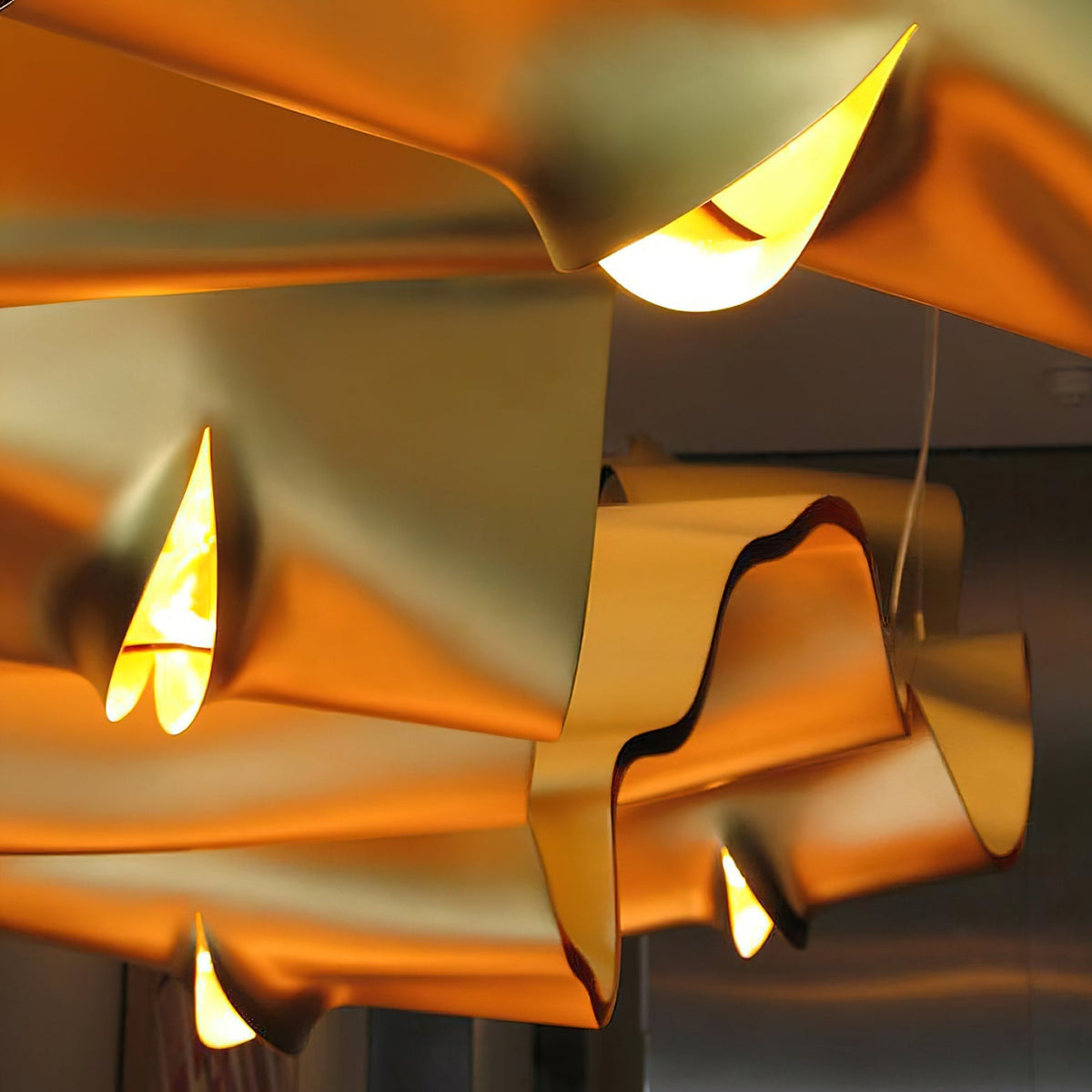 Raelis Kronleuchter Gold Ribbon