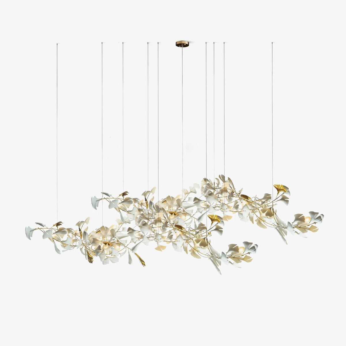 Viraaelle Kronleuchter aus Keramik mit Ginkgo-Blättern in Kombination