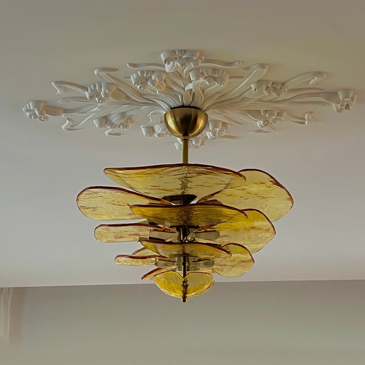 Crivs Kronleuchter Gold Murano-Glas-Blüten-Lagen Luxus