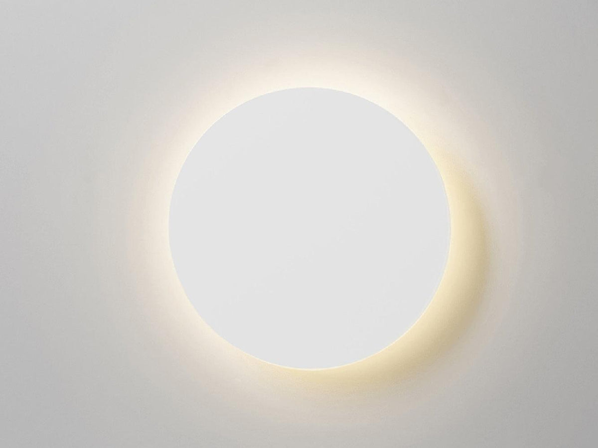Phelan Messing Minimalistische Wandleuchte