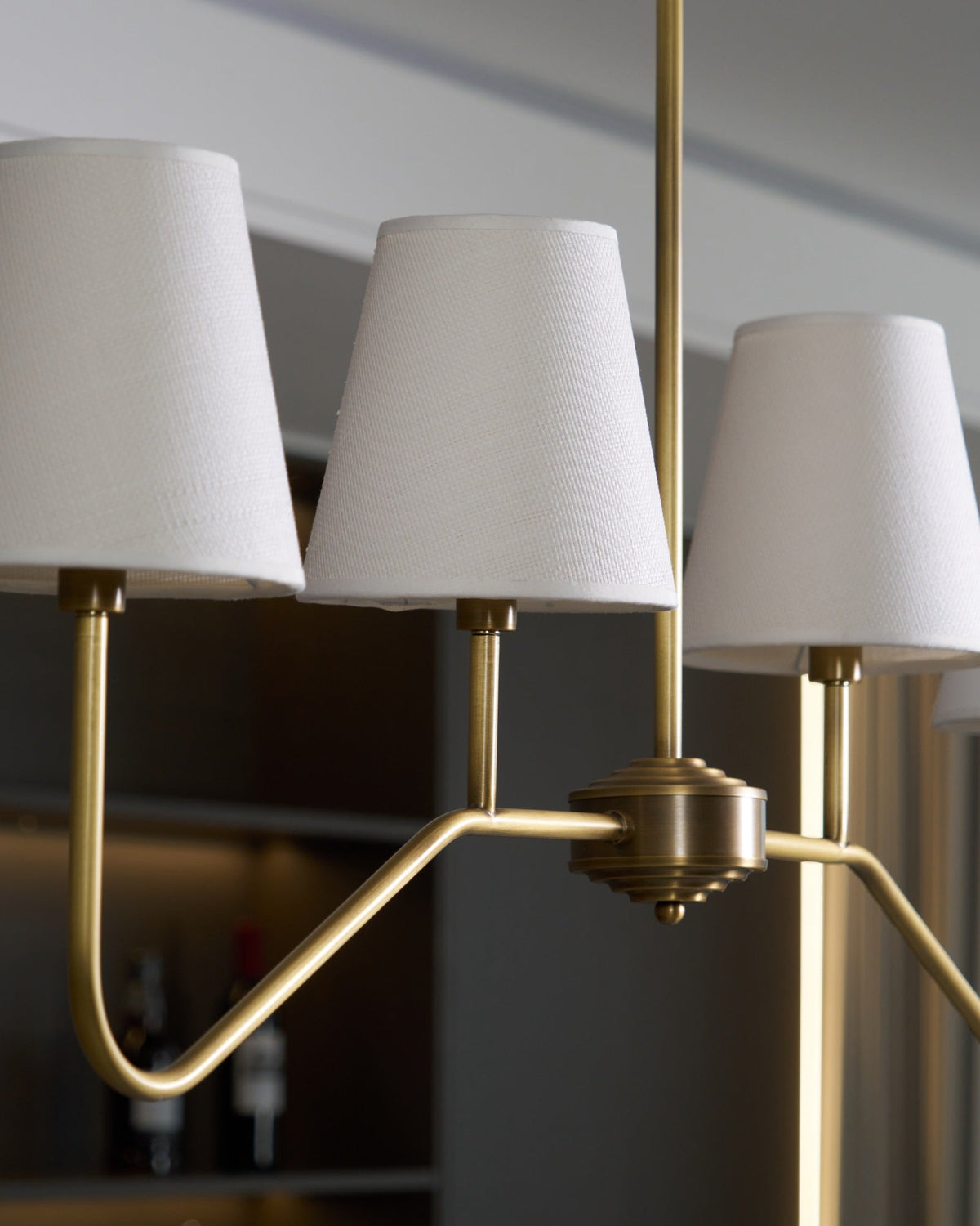 Oriinissa Kronleuchter Messing gebogen Beige linear