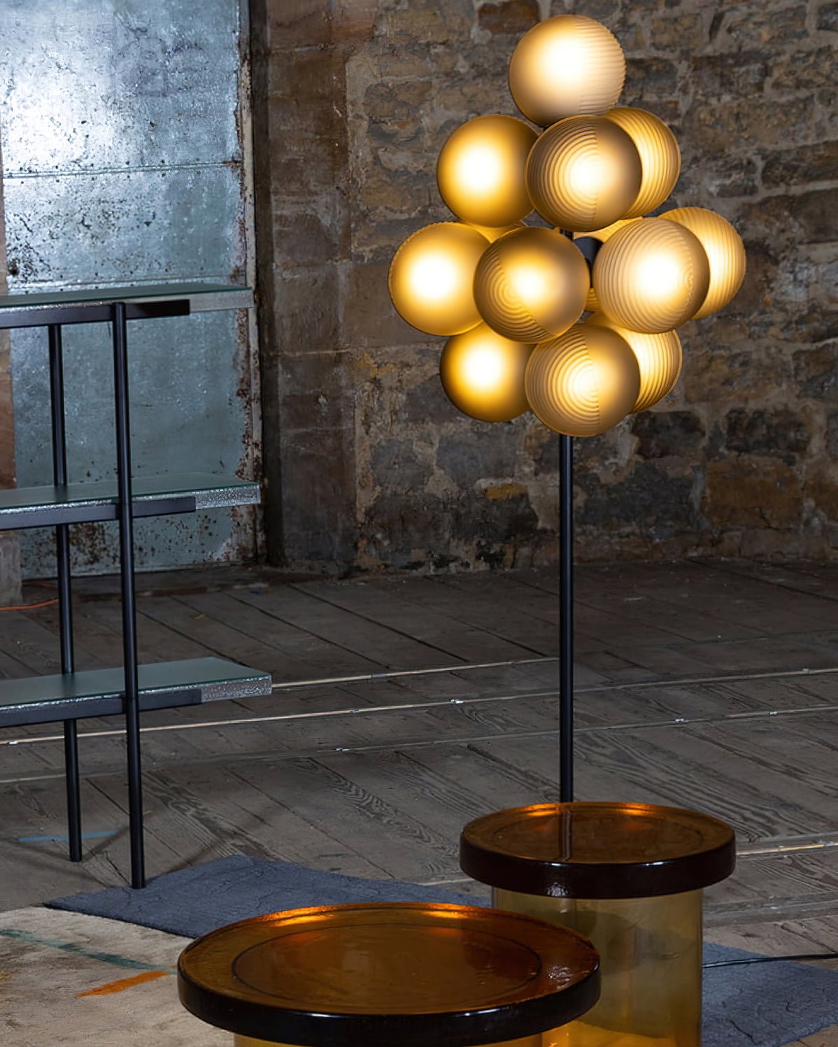 Nyrain Stehleuchte Pendelleuchte aus Glas in künstlerischem Design