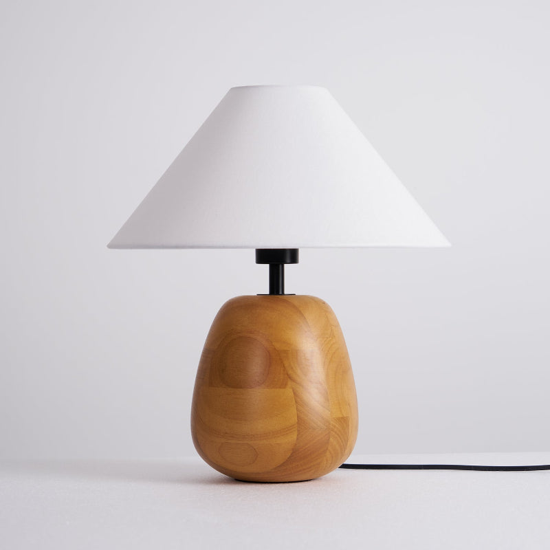 Lindenier Tischleuchte aus Holz