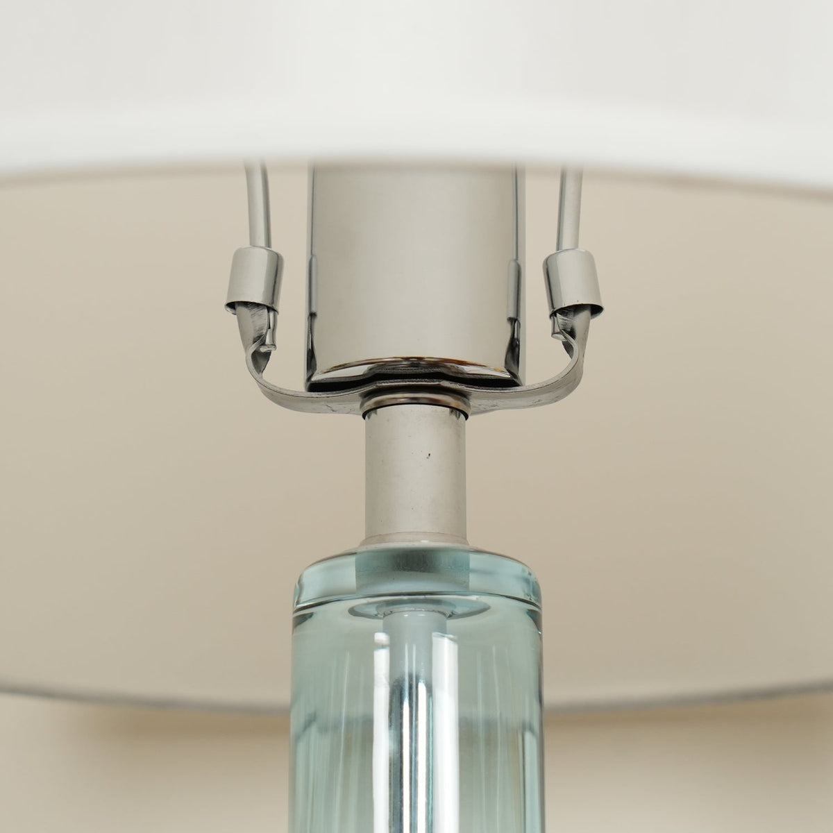 Celanelia Tischleuchte aus Glas
