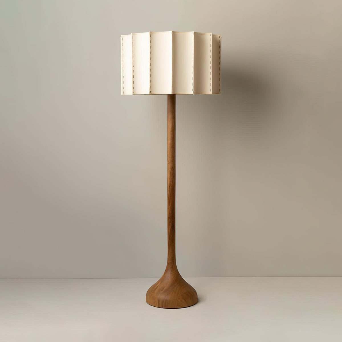 Bexi Minimalistische Stehleuchte aus Holz