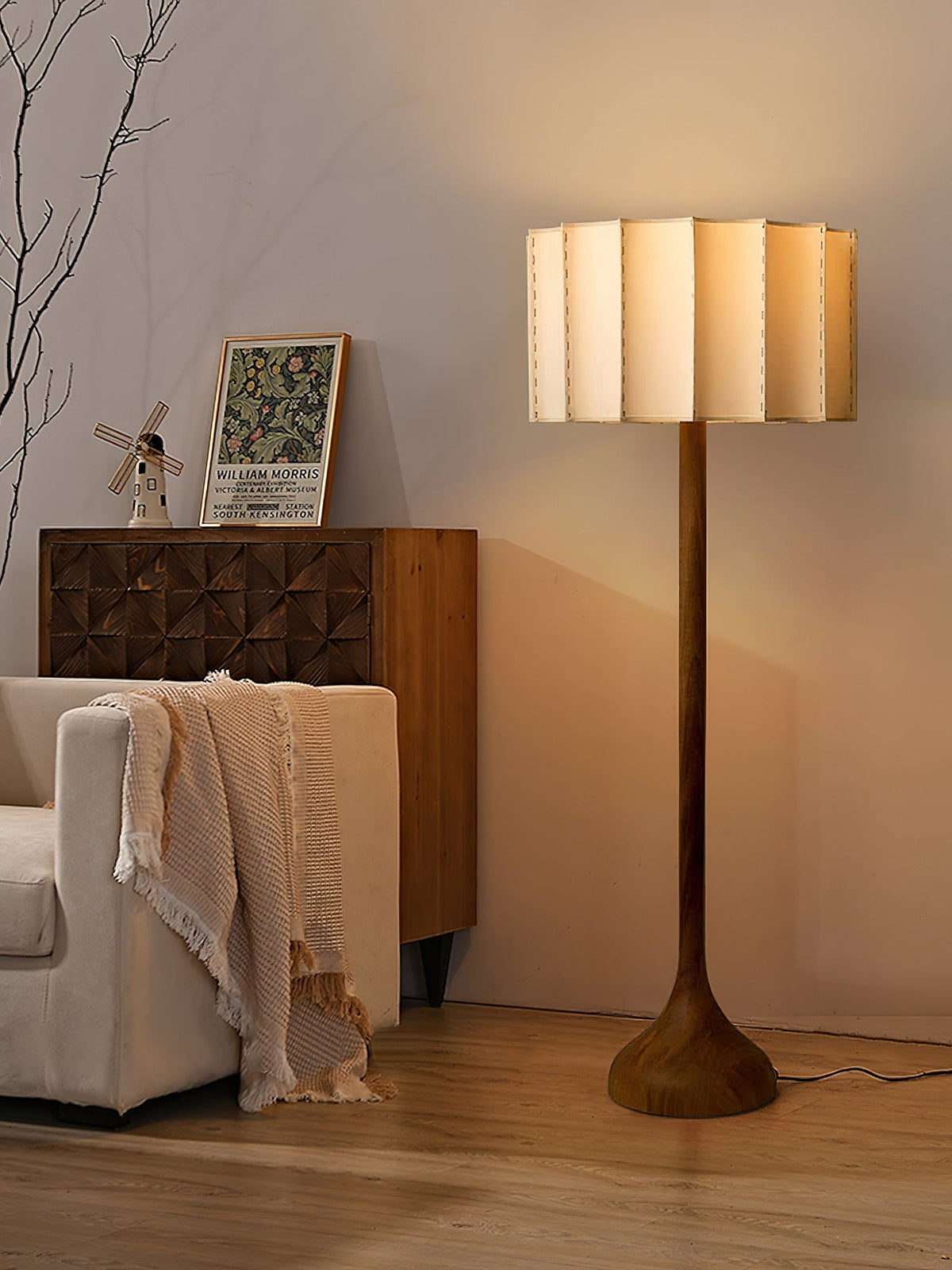 Bexi Minimalistische Stehleuchte aus Holz