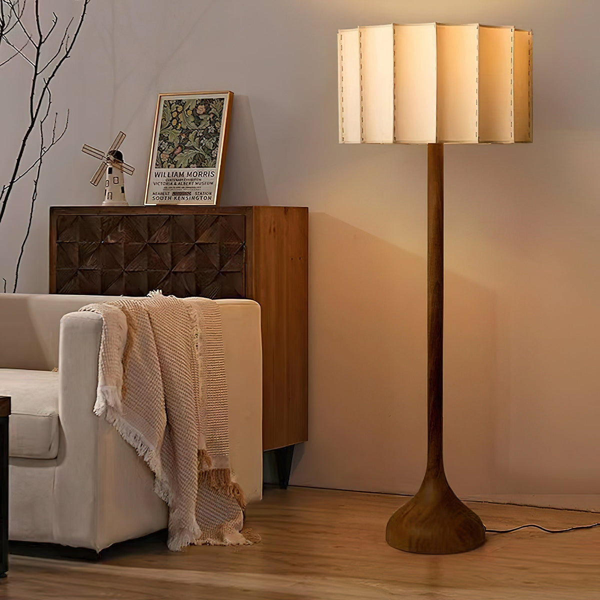 Bexi Minimalistische Stehleuchte aus Holz