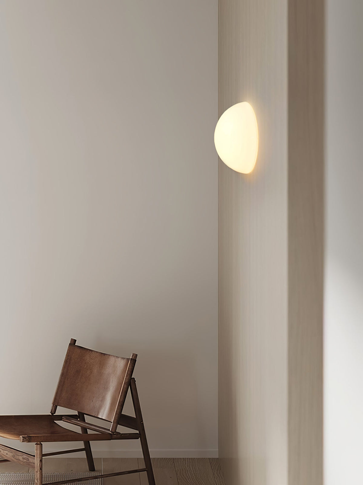 Vesilis zeitgenössische minimalistische Glas-Wandleuchte