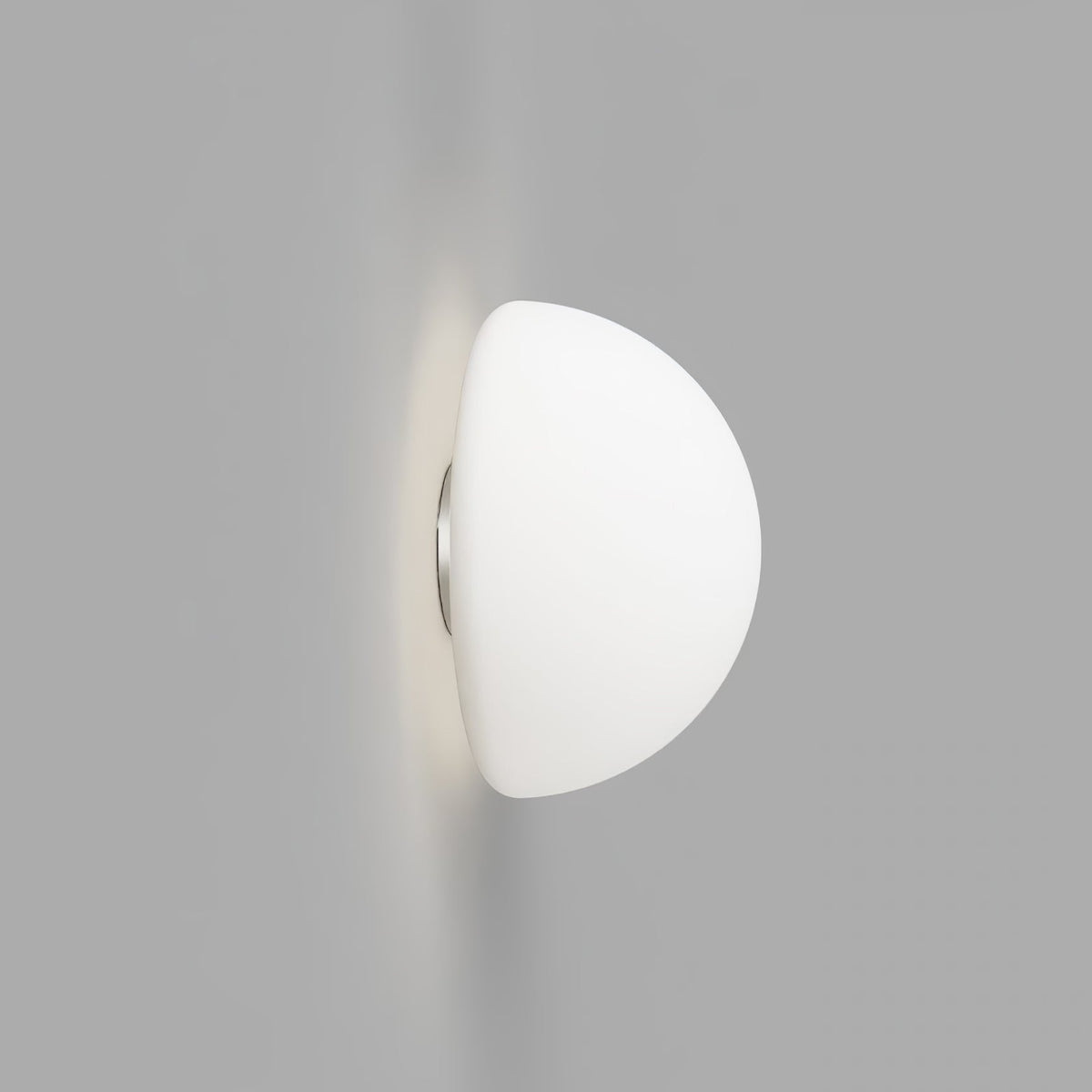 Vesilis zeitgenössische minimalistische Glas-Wandleuchte
