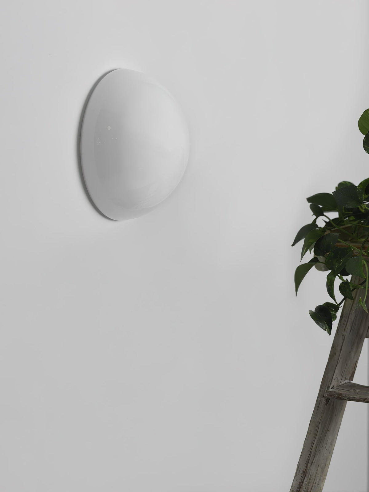 Vesilis zeitgenössische minimalistische Glas-Wandleuchte
