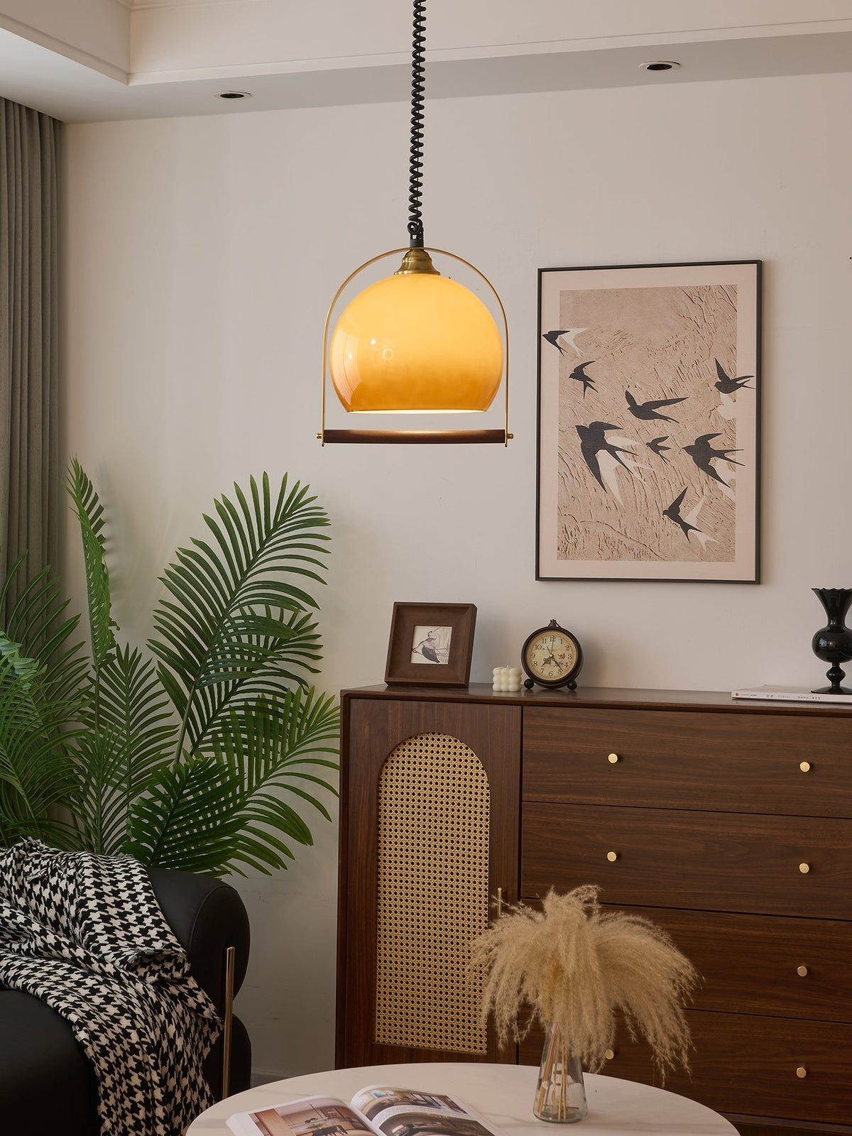 Halcyon zeitgenössische minimalistische Bogen-Holz-Pendelleuchte