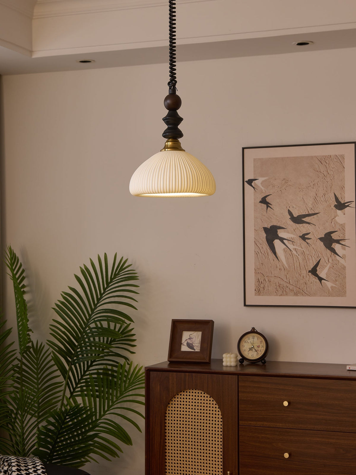 Halcyon zeitgenössische minimalistische Bogen-Holz-Pendelleuchte