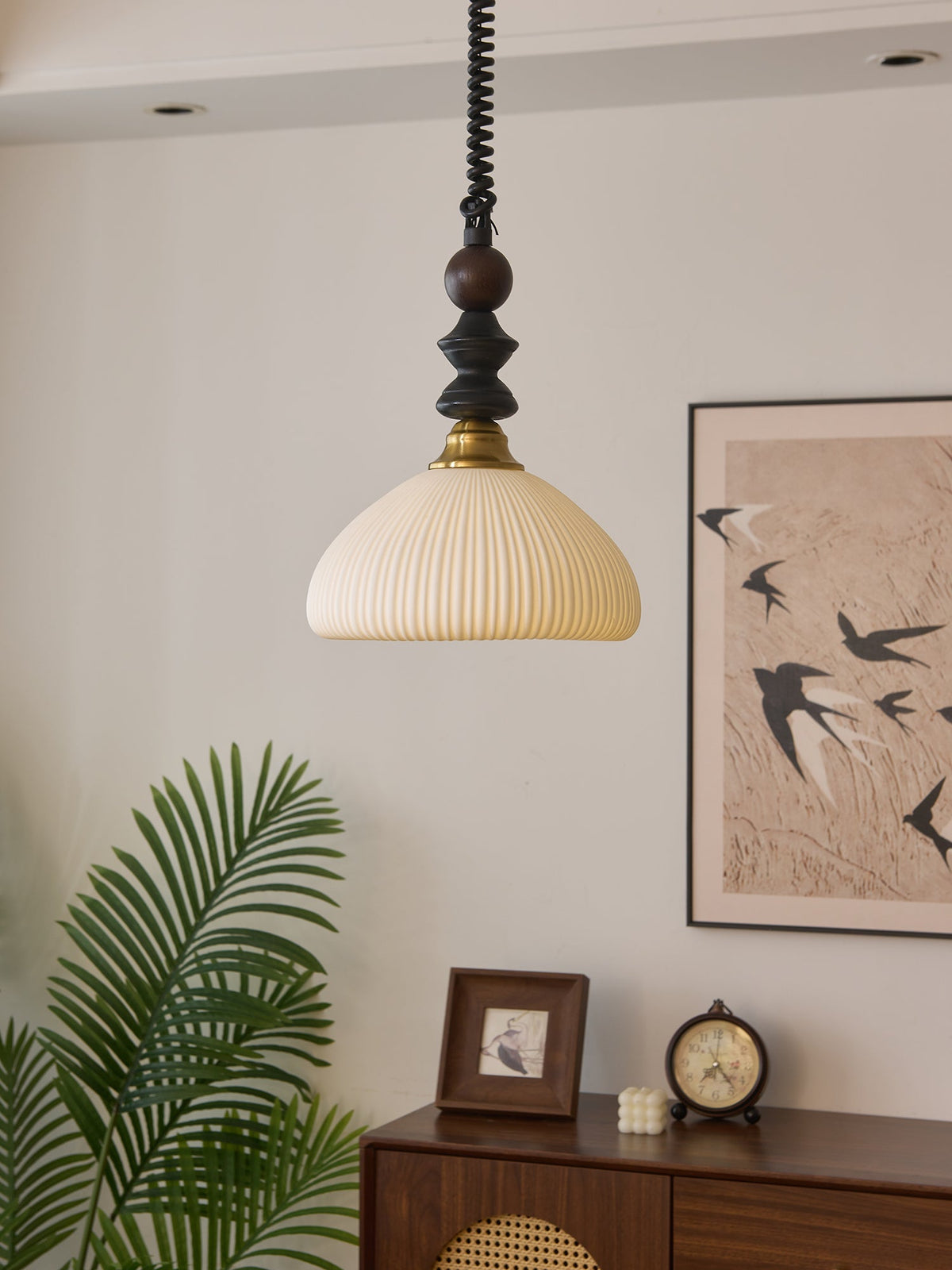 Halcyon zeitgenössische minimalistische Bogen-Holz-Pendelleuchte