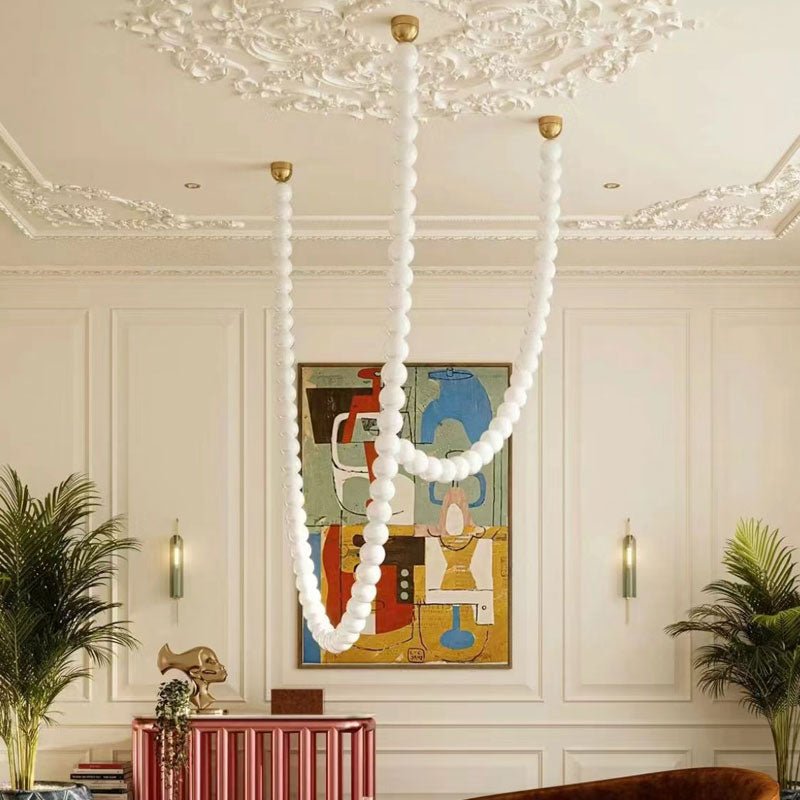 PearlCascade Kronleuchter aus Glas mit Kugeln
