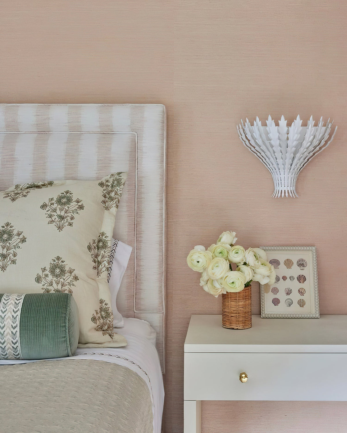 Hampton Wandleuchte Handgefertigtes Blatt-Motiv Eleganz