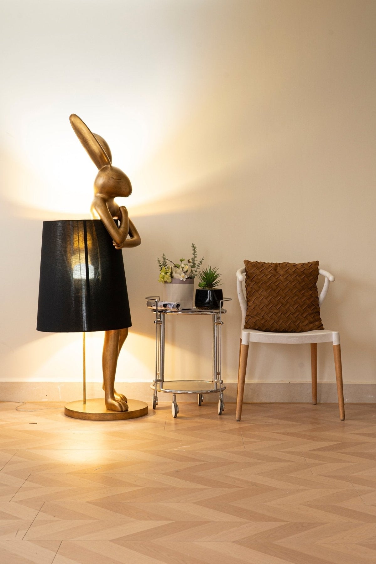 Sedr luxuriöse Stehleuchte im Hase-Silhouette-Design