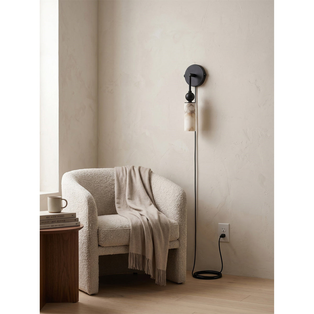 Eiraina Alabaster Wandleuchte mit Stecker