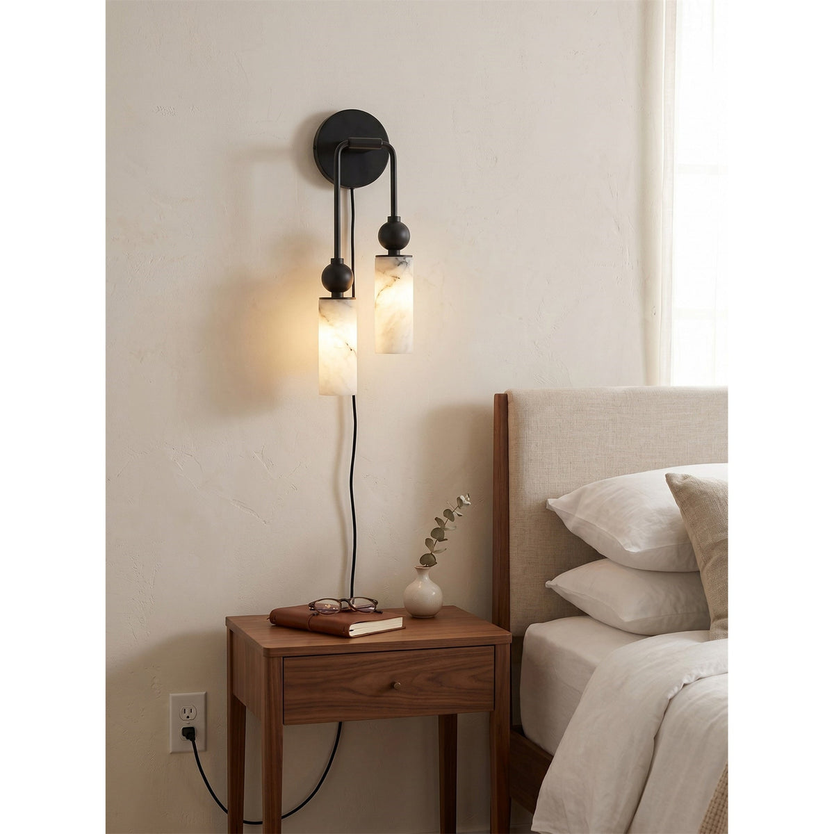 Eiraina Alabaster Wandleuchte mit Stecker