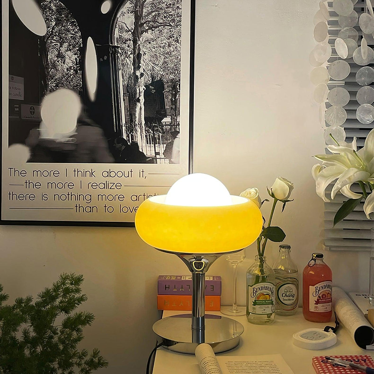 Solise Tischleuchte aus Glas im Retro-Vintage-Stil