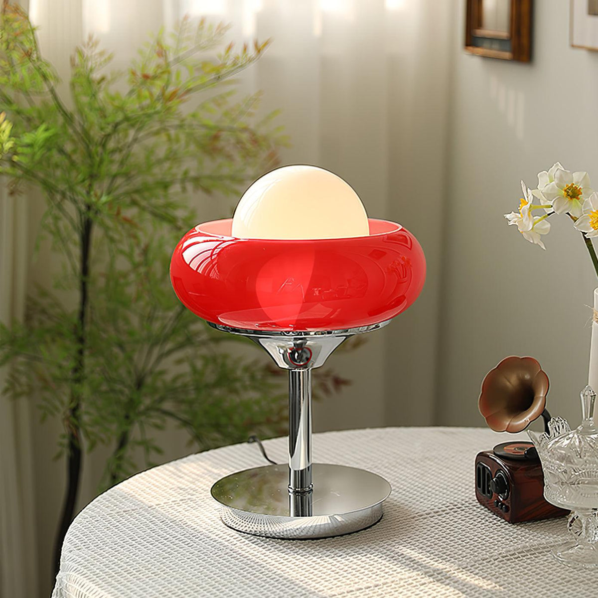 Solise Tischleuchte aus Glas im Retro-Vintage-Stil