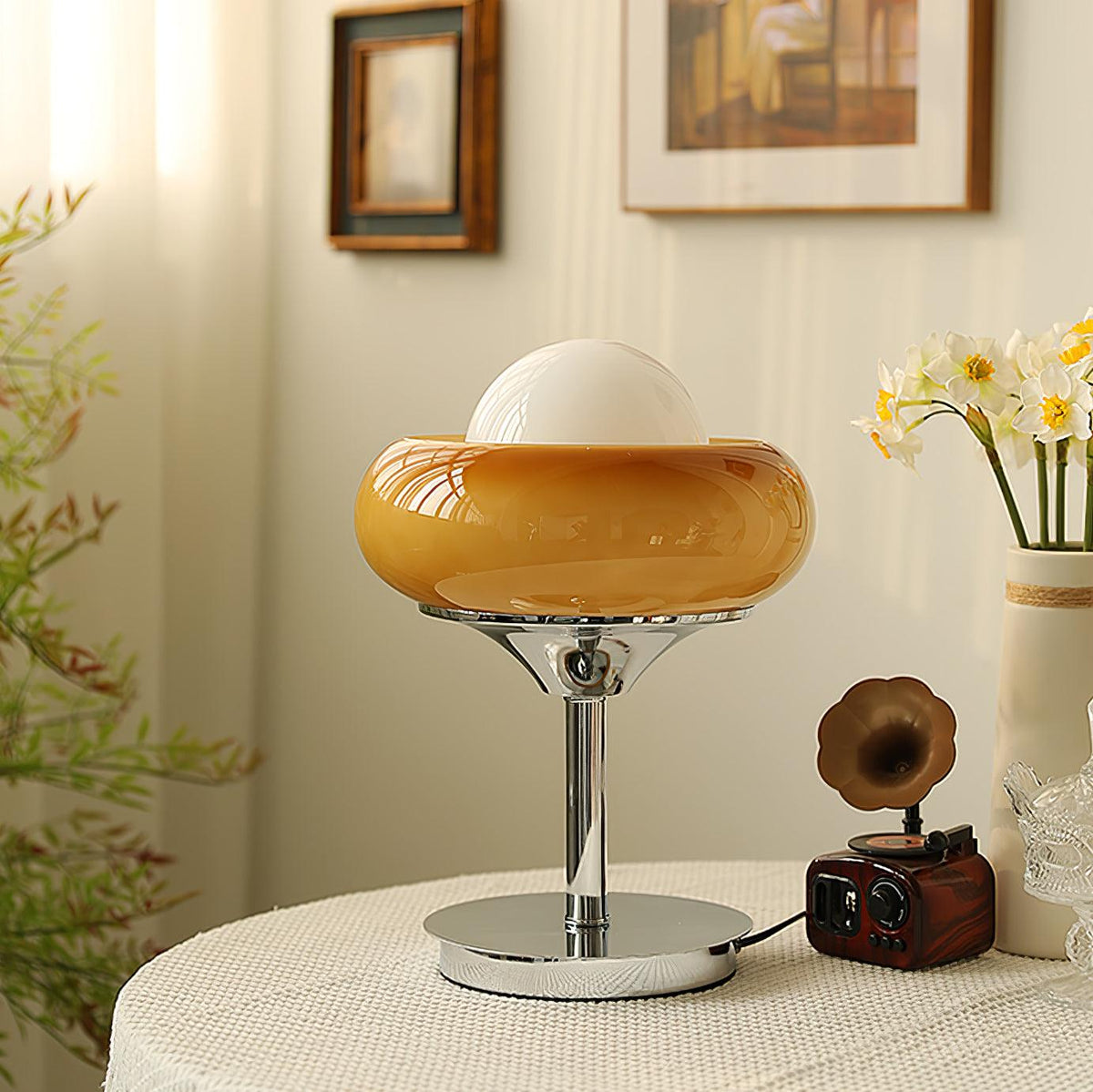 Solise Tischleuchte aus Glas im Retro-Vintage-Stil