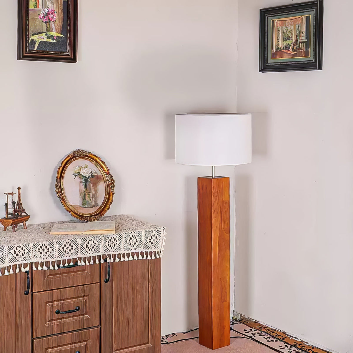 Timberline Stoff- und Holz-Stehleuchte